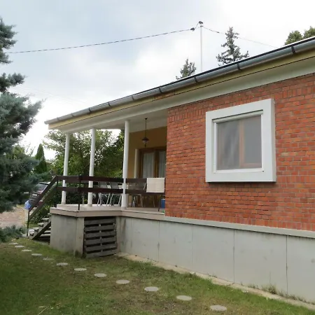 Mandulavirag Holiday home *